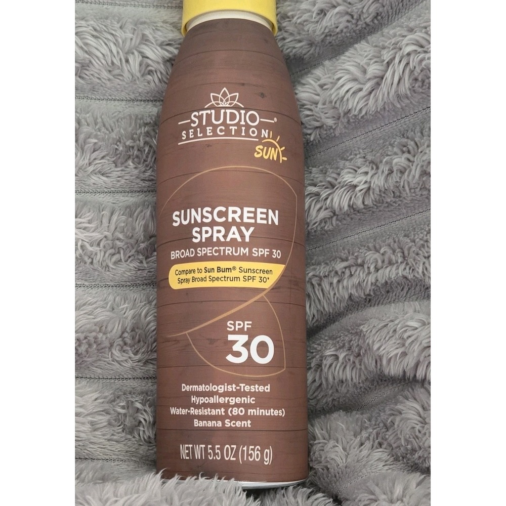 Studio Selection Sun Sunscreen Spray SPF 30 Banana Scent 5.5oz Exp 11/2026